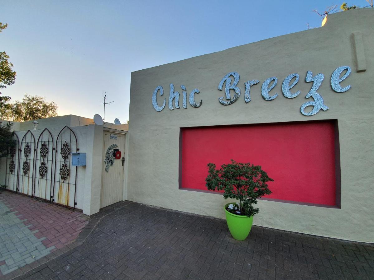 Hotel Chic Breeze Bloemfontein Exterior foto