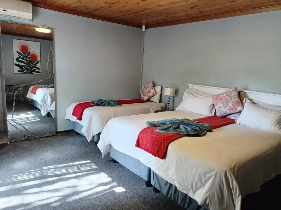 Hotel Chic Breeze Bloemfontein Exterior foto